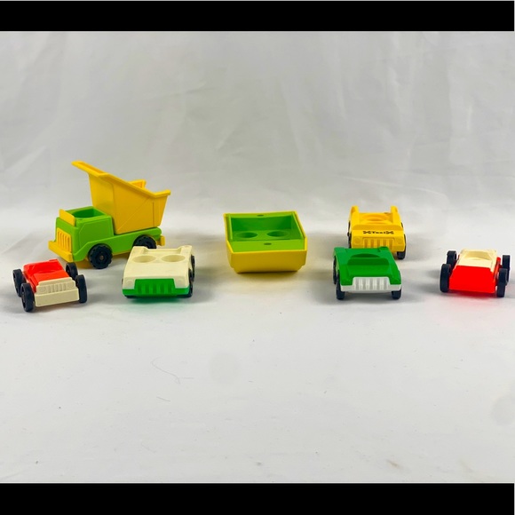 Lot of 7 Vintage Fisher-Price Little People vehicles - Picture 1 of 8